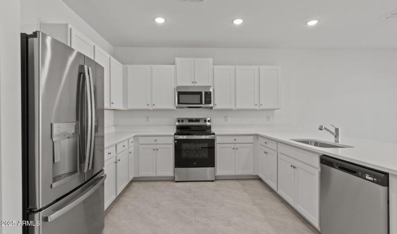 MR Lot #65 Kitchen 3 (Large)