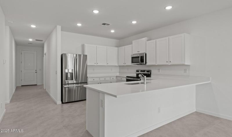 MR Lot #65 Kitchen 2 (Large)