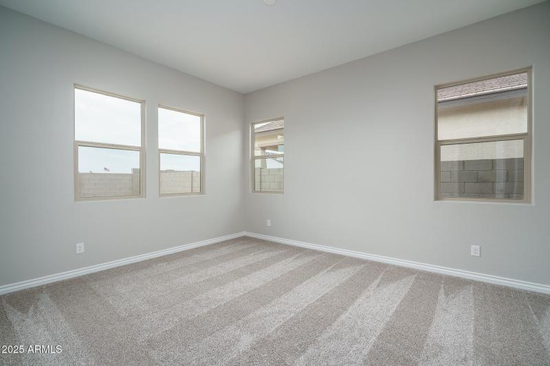 9) PRIMARY SUITE