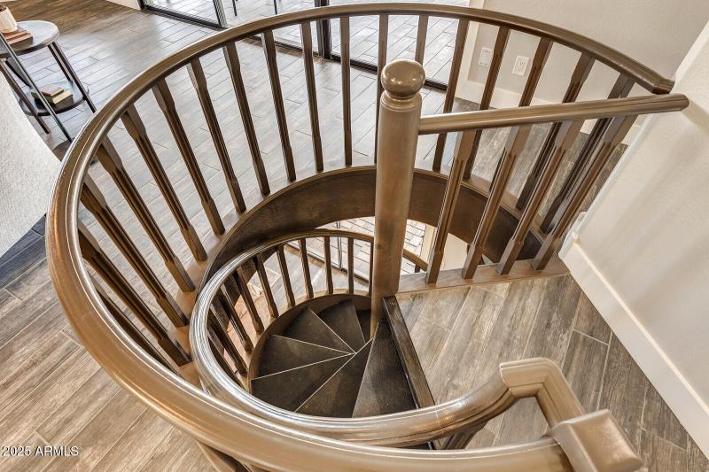 Beautiful and Unique Spiral Staircase