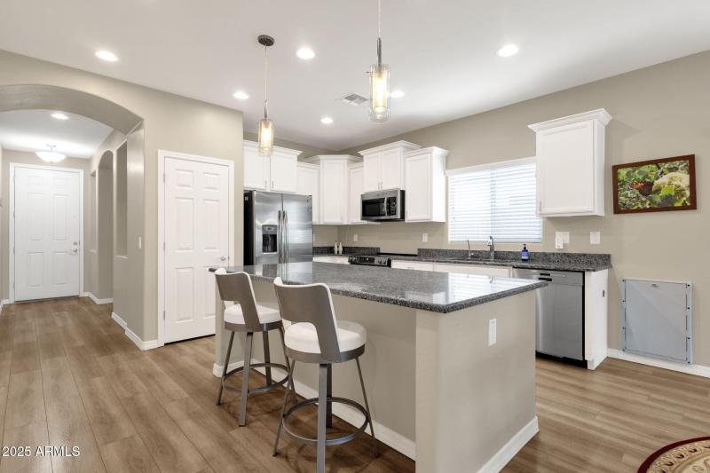 Kitchen w/ Granite Counters