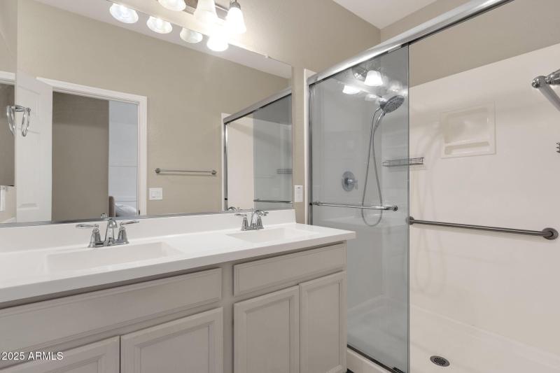 Primary Bathroom w/ walk in shower