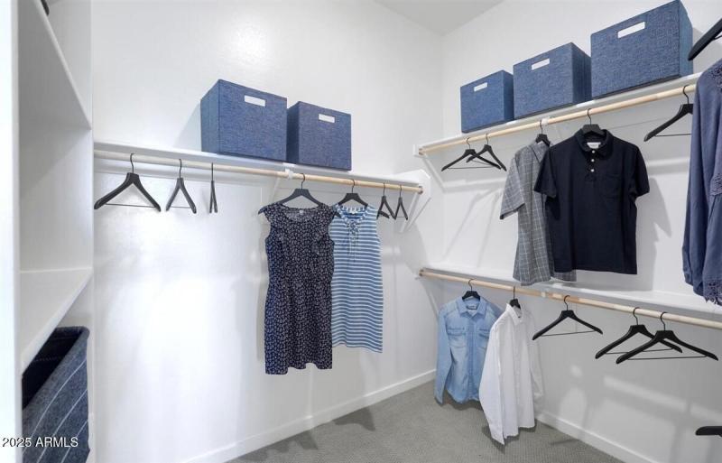OWNER'S CLOSET