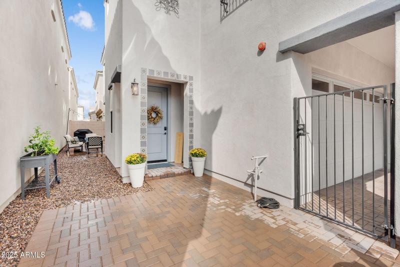 40-web-or-mls-Raleigh-37