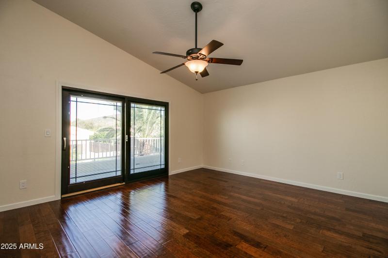 6620 W Louise