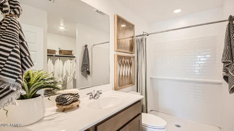 Owners Bath