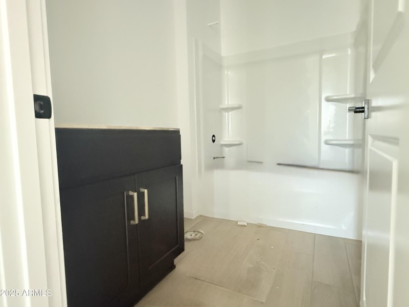 006- Bathroom 2