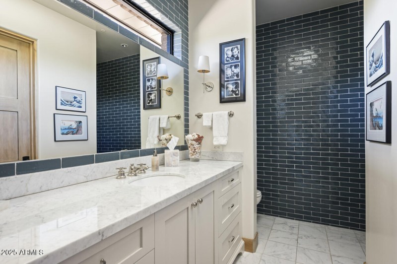 Ensuite