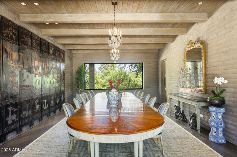 Formal Dining