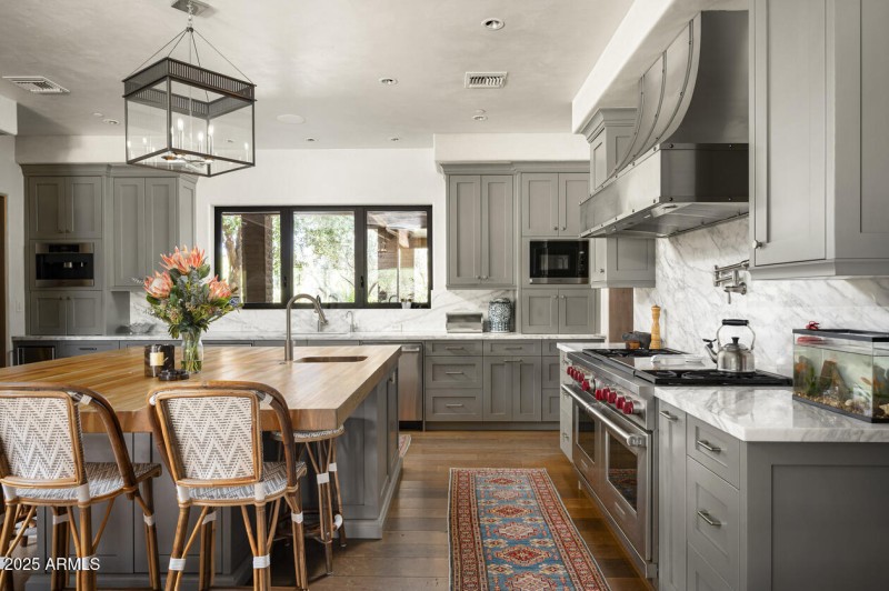 Chef's Kitchen