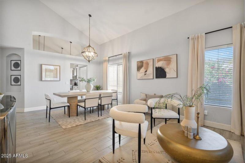 Dining to Kitchen
