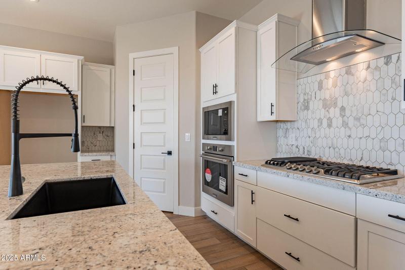14-web-or-mls-Ocotillo-14