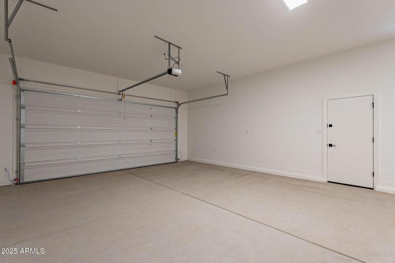 3 Car Garage