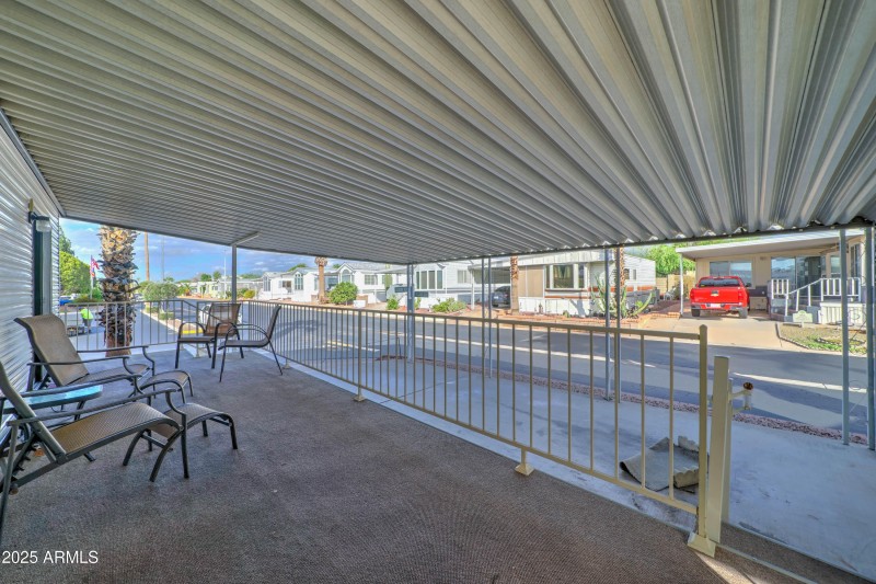 Large deck_perfect for outdoor living