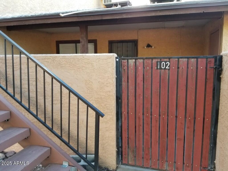 2753 #102_Yard_4 (Medium)