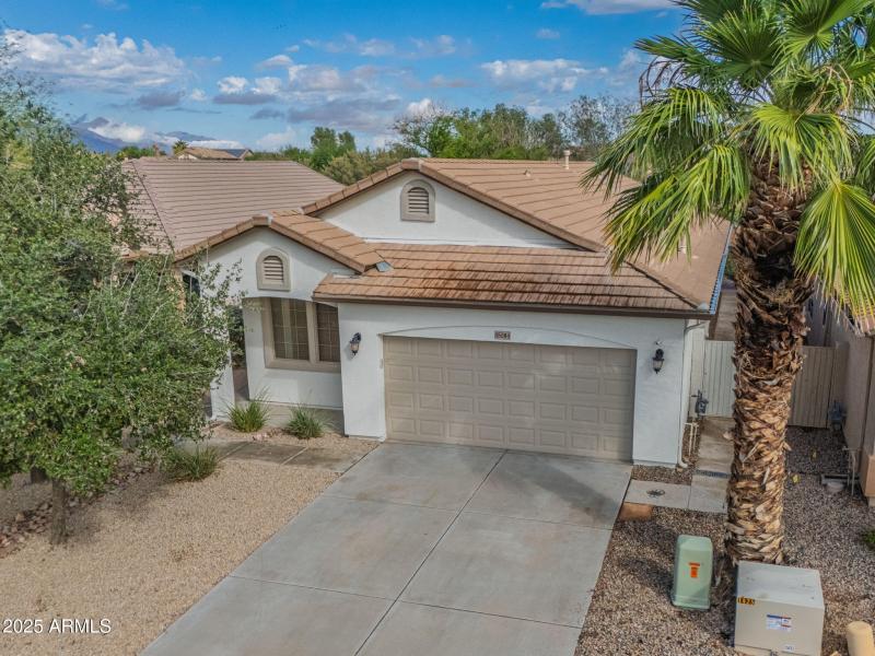 5-web-or-mls-45084 W Desert Cedars Ln-5