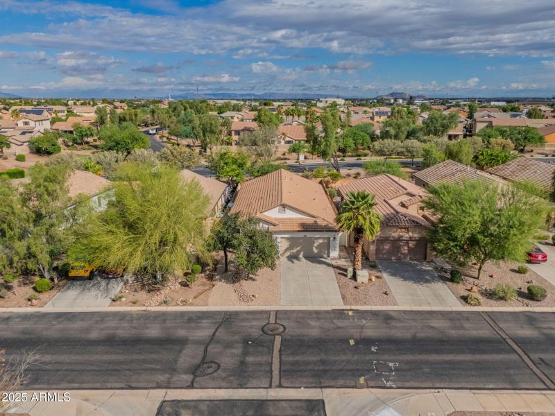 6-web-or-mls-45084 W Desert Cedars Ln-6