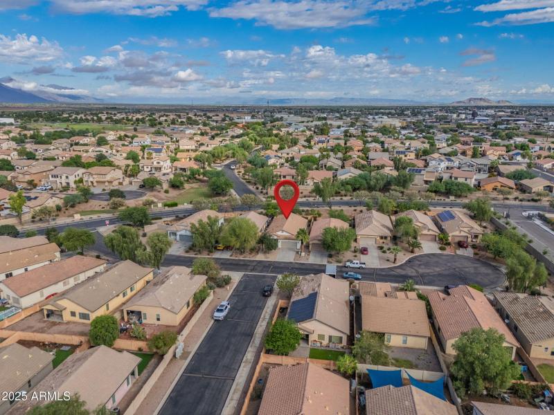 7-web-or-mls-45084 W Desert Cedars Ln-7