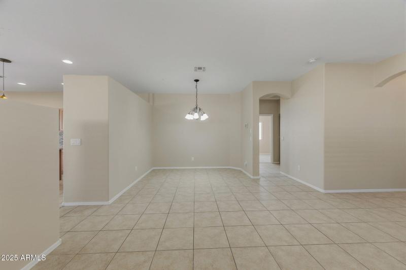 11-web-or-mls-45084 W Desert Cedars Ln-1