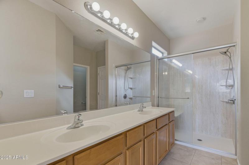 29-web-or-mls-45084 W Desert Cedars Ln-2