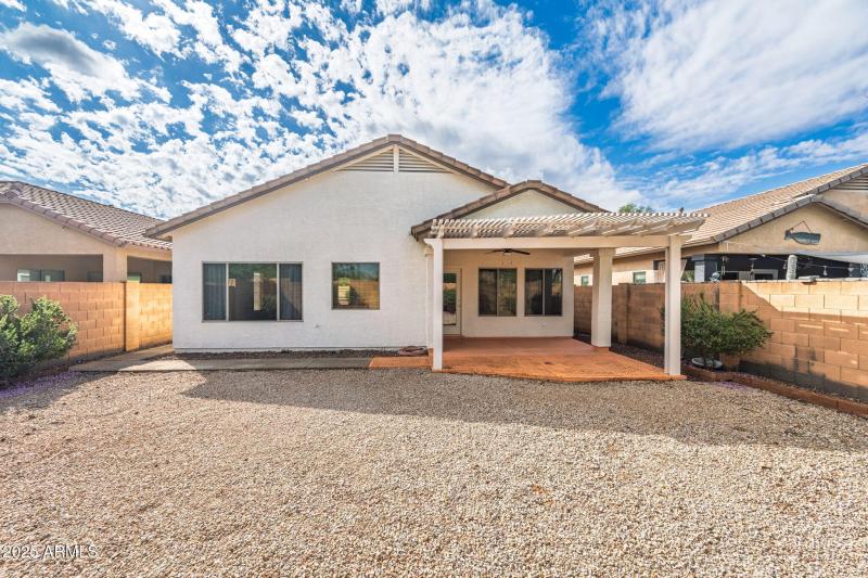 35-web-or-mls-45084 W Desert Cedars Ln-3