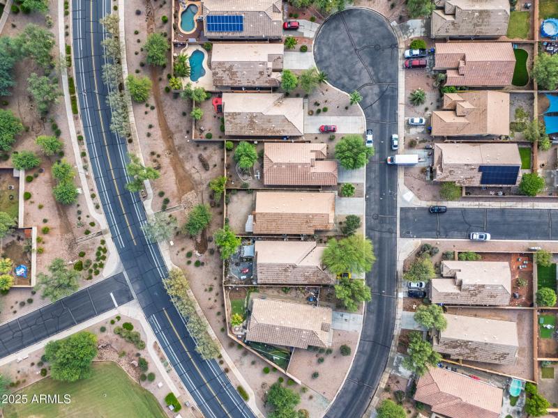41-web-or-mls-45084 W Desert Cedars Ln-4