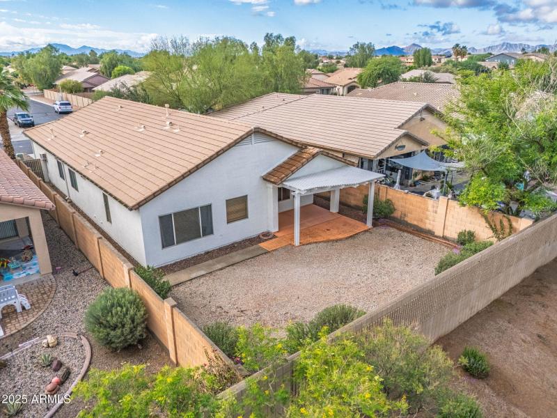 43-web-or-mls-45084 W Desert Cedars Ln-4