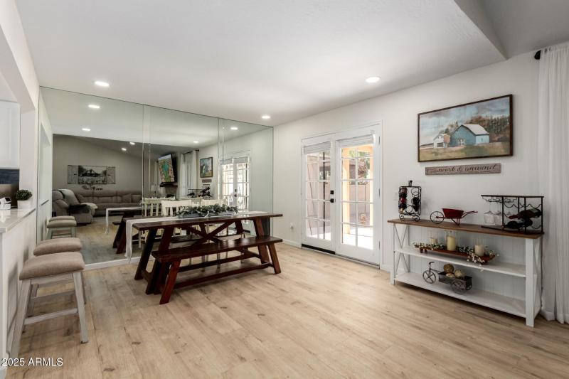 12 Lakemont