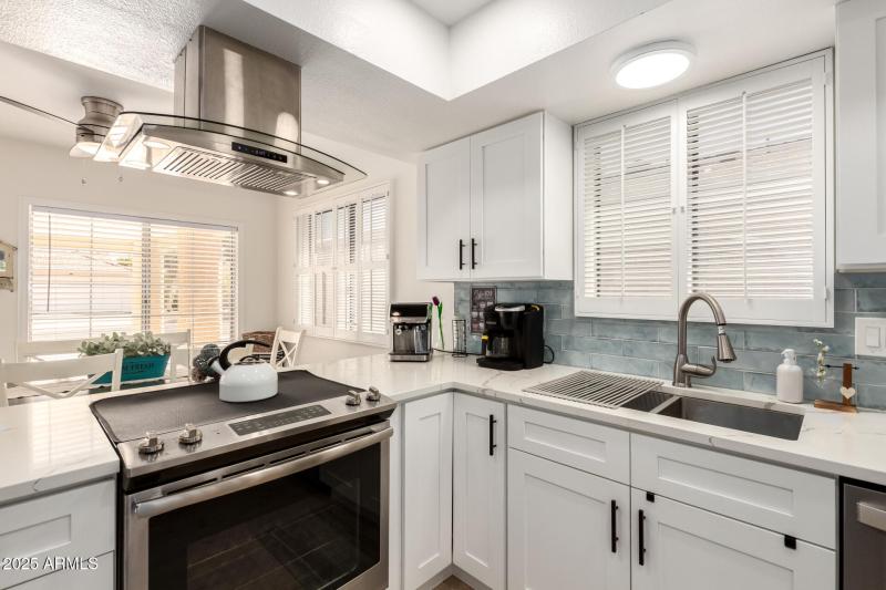18 Lakemont