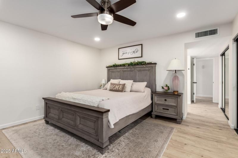 30 Lakemont