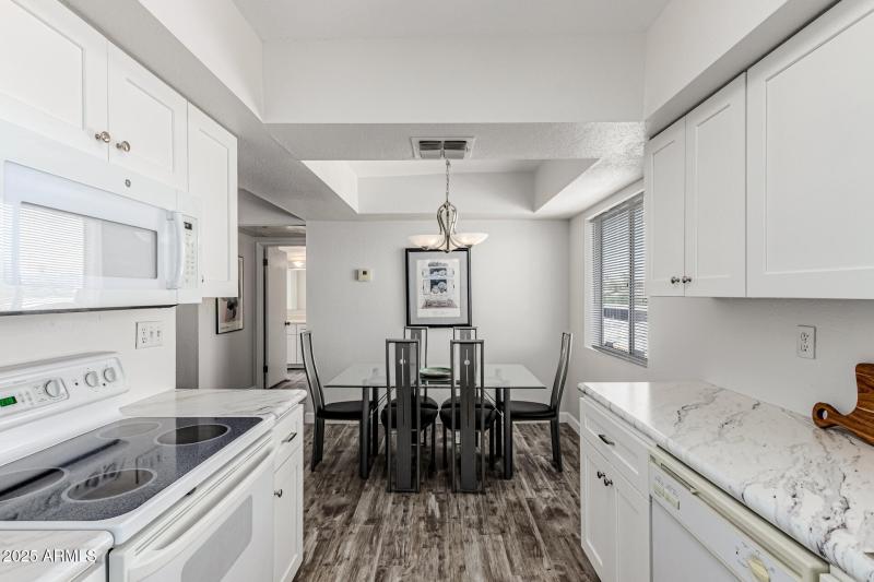 10 - Paradise Village