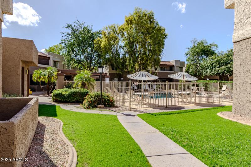 26 - Paradise Village