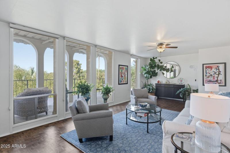 8-web-or-mls-Central-8