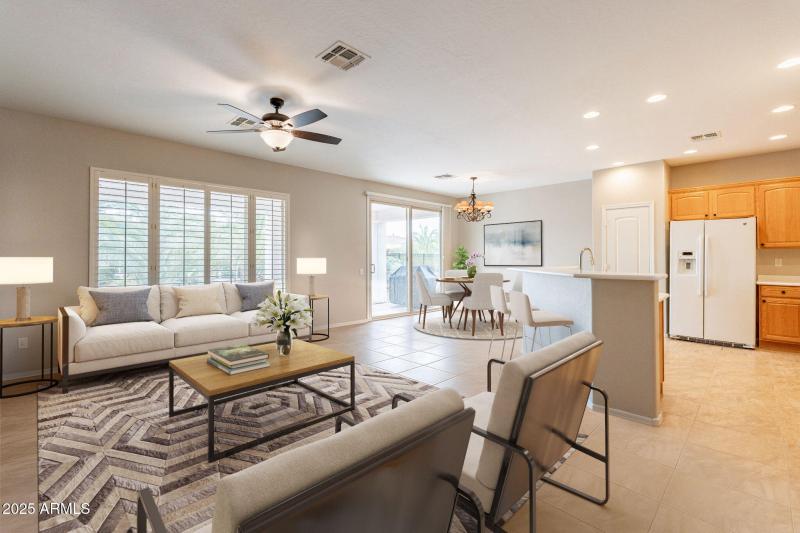 8-web-or-mls-EL-10 (Living Room, Kitchen