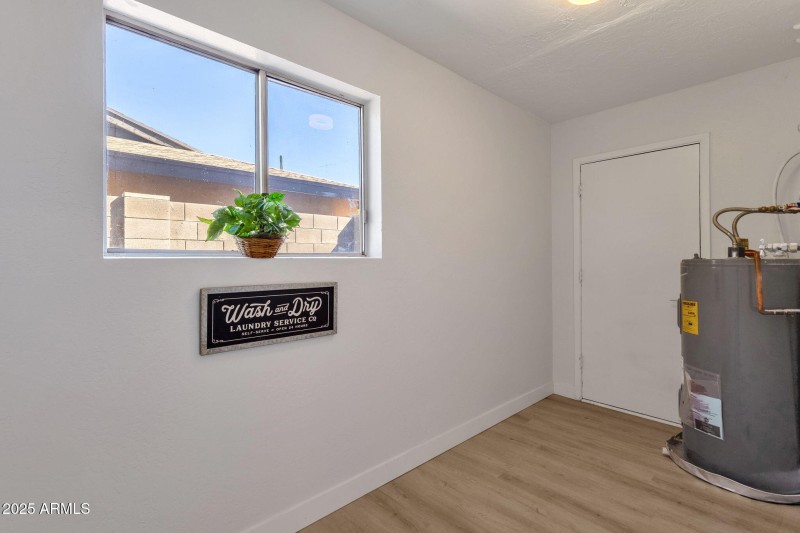 19-web-or-mls-314-w-topeka-dr