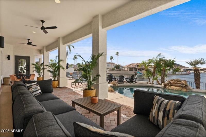 100-Back patio