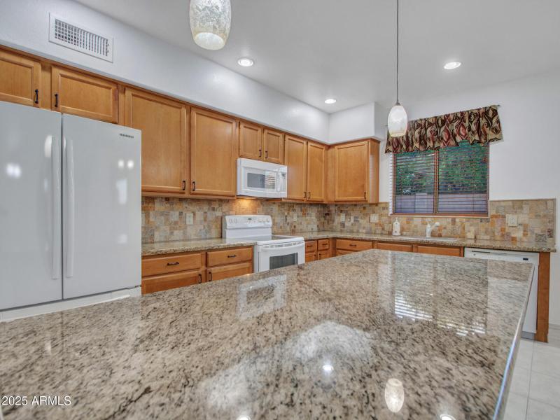 04-Kitchen-(3)