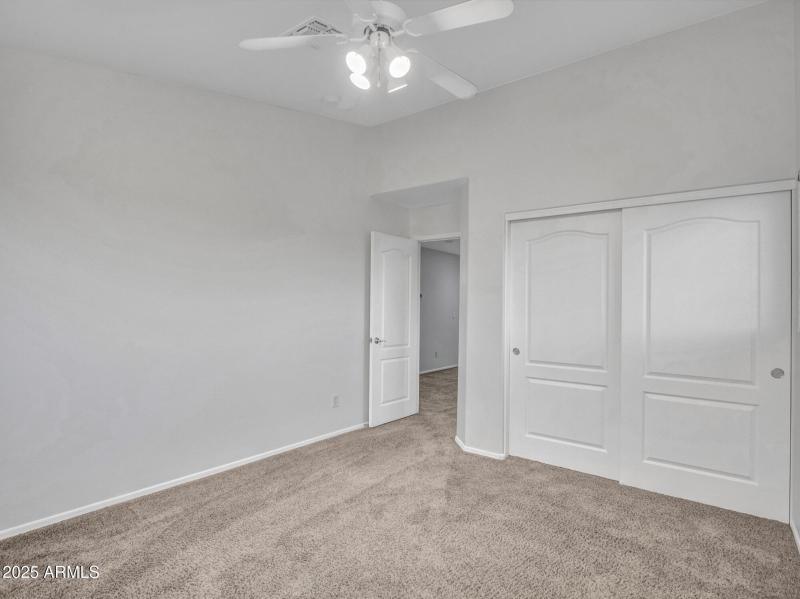 13-Bedroom-(2)