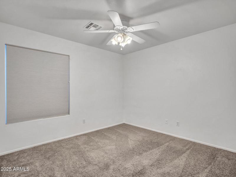 16-Bedroom-(1)