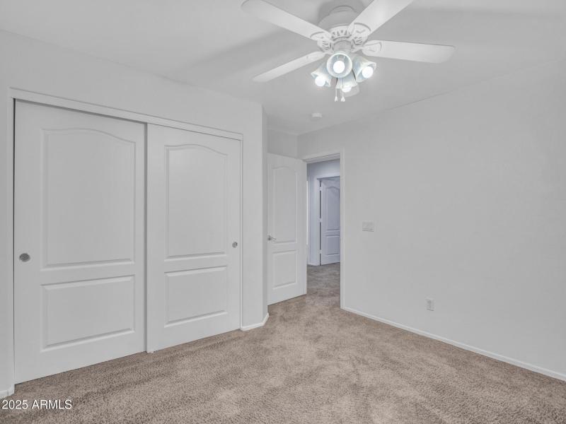16-Bedroom-(2)