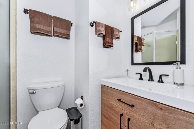 021_Bathroom 3