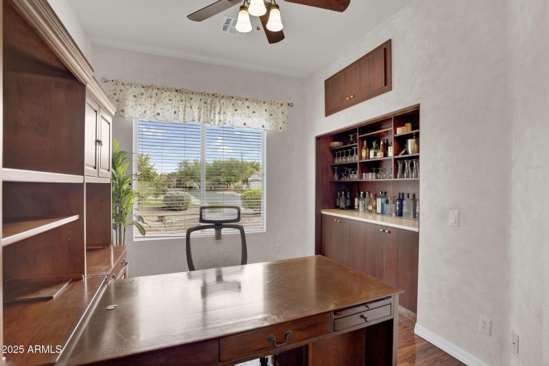 16-web-or-mls-4906 S Verbena Ave-23