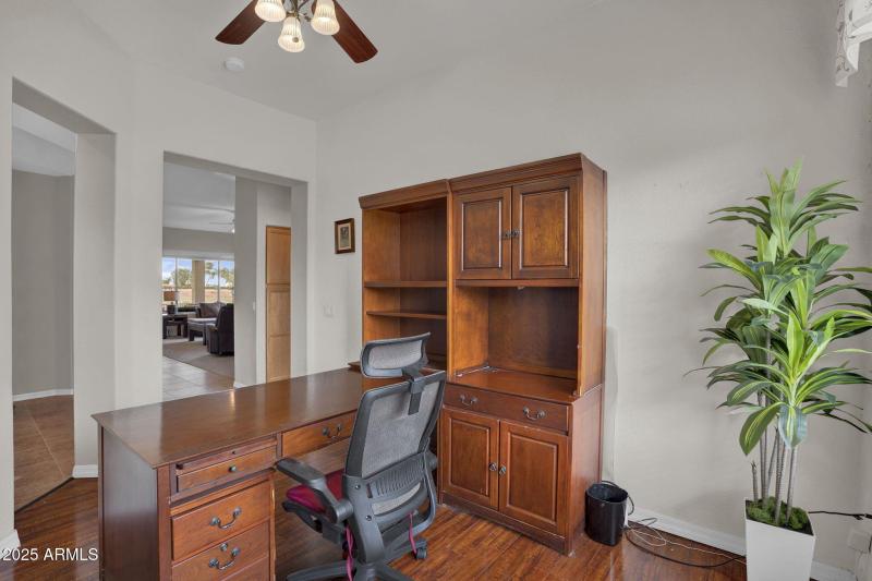 17-web-or-mls-4906 S Verbena Ave-24