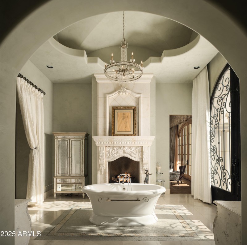 Primary Tub