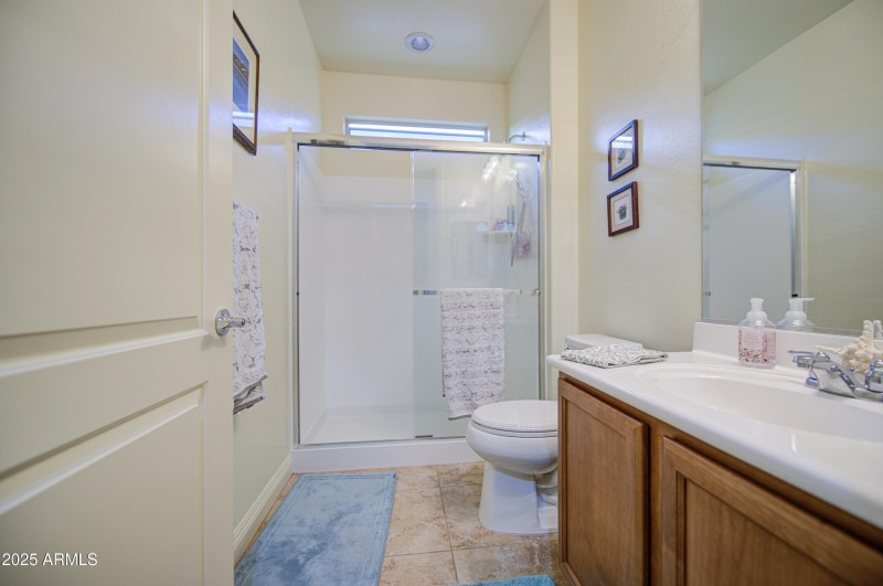 Bathroom 2-pic 1