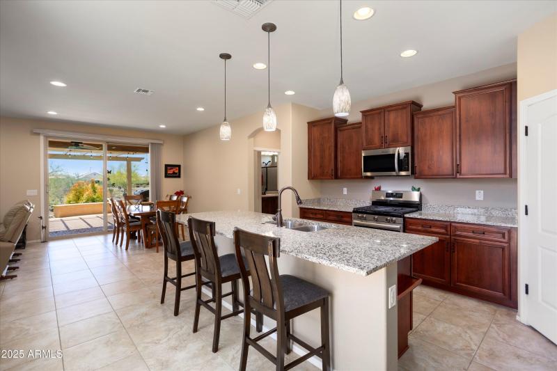 06-26725 W Marco Polo Rd