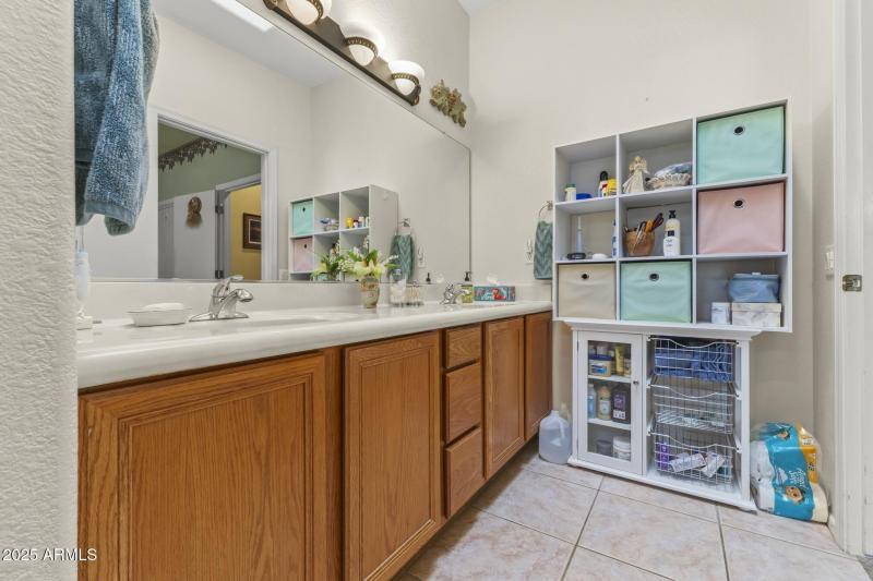 Double Sinks