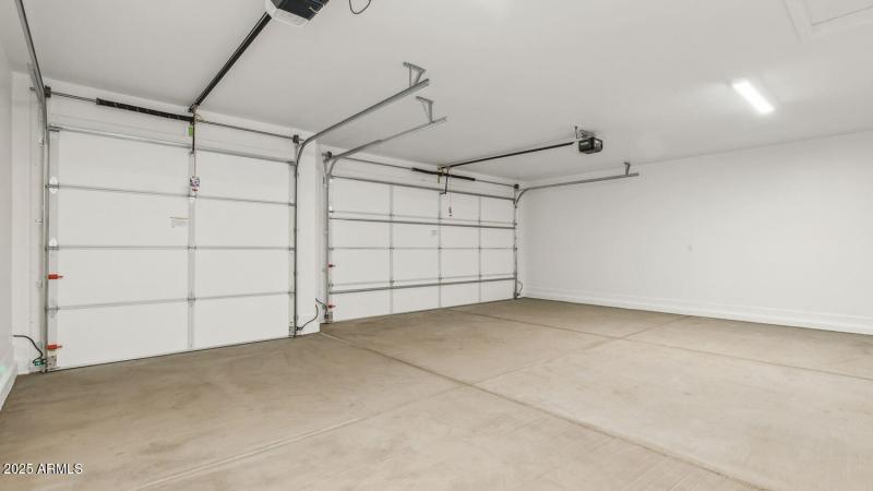 PC47B32-Garage