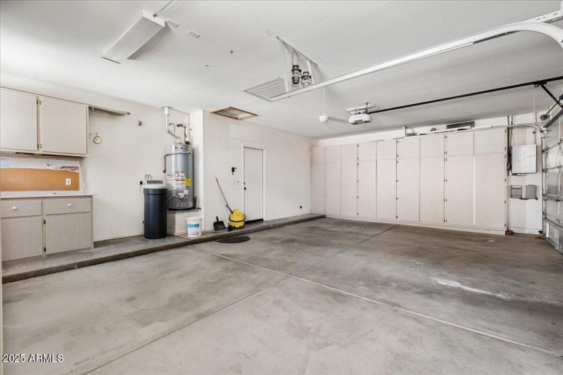 27-Garage