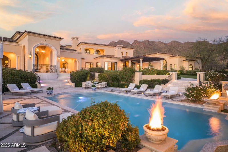 Resort Backyard